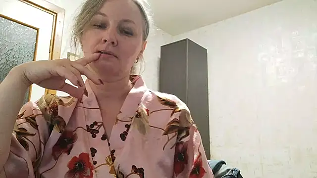 EdithManning webcam