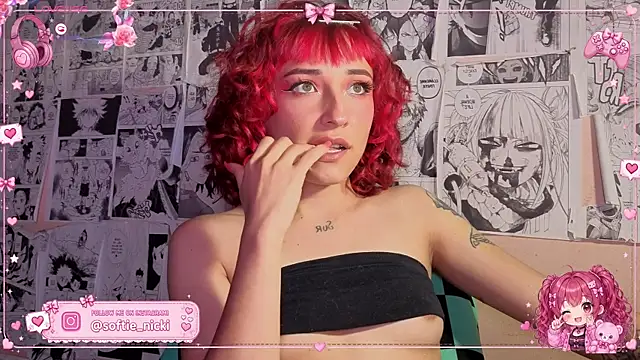 NickiYoung webcam