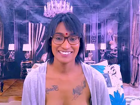 IndianRebel4u2Luv webcam