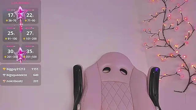 Mia_royal webcam