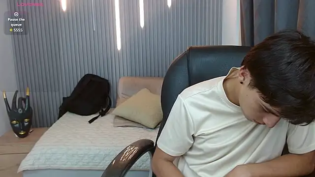 stiwentwink (M twink) - full naked