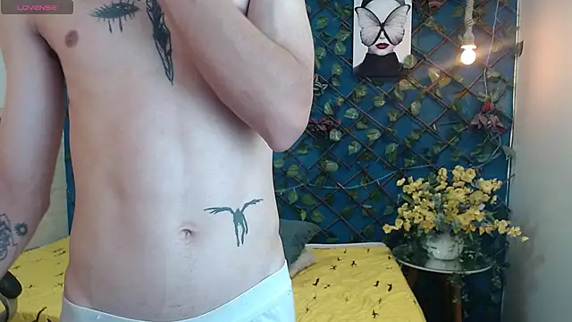 lucasssmith11 (M twink) - full naked and hard cock