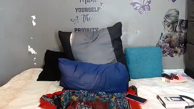 QUEENASHxXx webcam