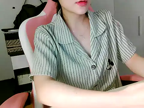 lucienguyen webcam