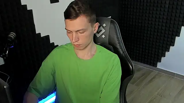 More_than_friend webcam