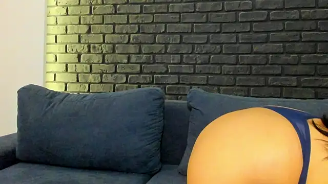 AvaLyynn webcam