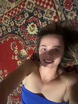 AlisaKissss webcam