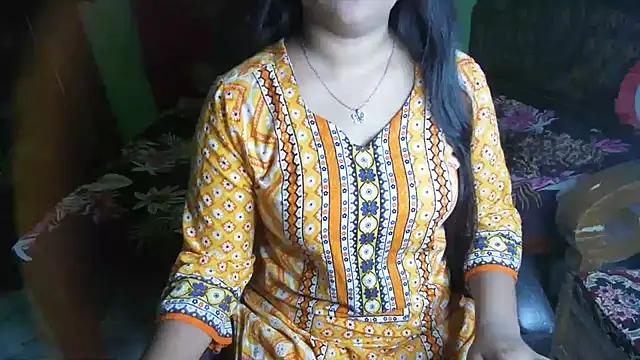 BengaliQueenStar webcam