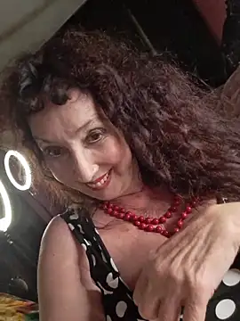 GypsyEsmeralda webcam