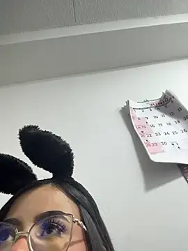Susan_Voltaire webcam