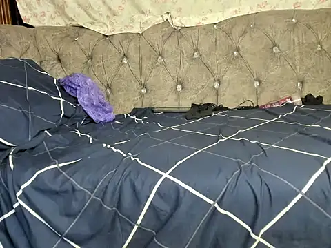 Hola_bbw webcam