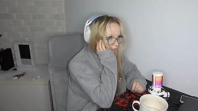 AmandaFix webcam