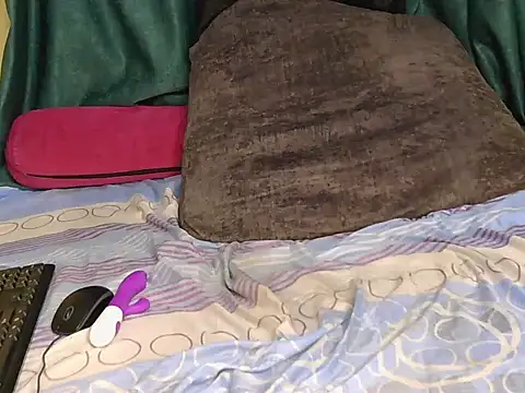 delicious_dakin webcam