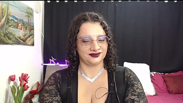 Aleja_Gonzales webcam