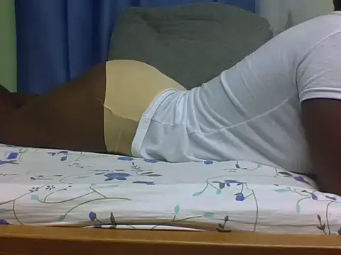 sexxybutty24 webcam