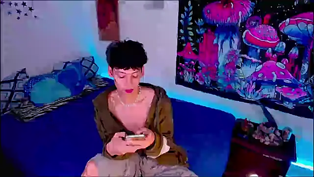 Thedoll_ethan7 webcam