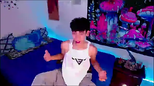 Thedoll_ethan7 webcam