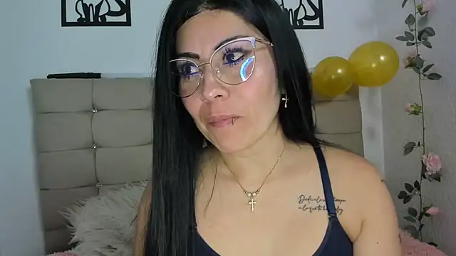 Tania_mature webcam