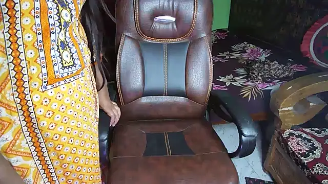 BengaliQueenStar webcam