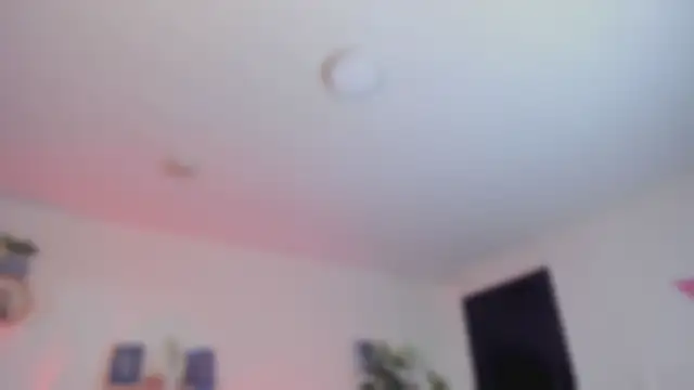 YariRose webcam