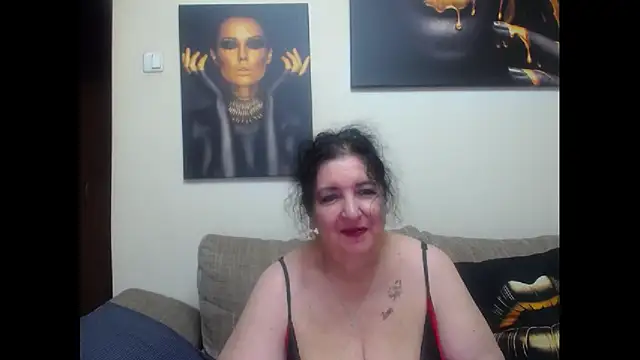 maturekorine webcam