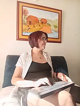Watch IsisBlake live on EroticFlix - High definition streams