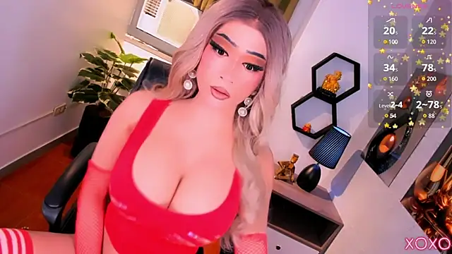 EroticWebcamDollSucker webcam