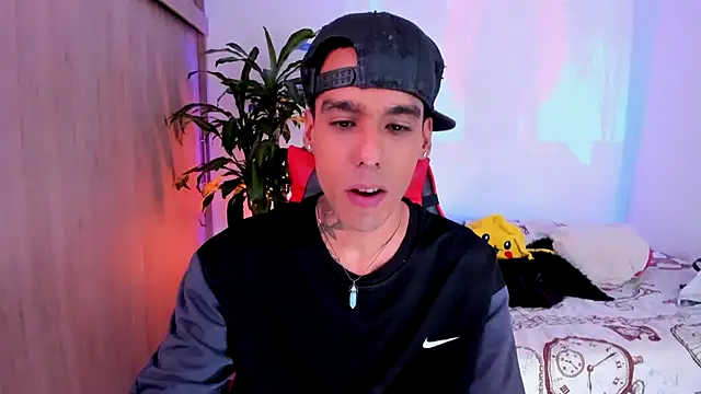 Damianwhite webcam