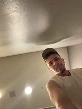 adam-rivera webcam