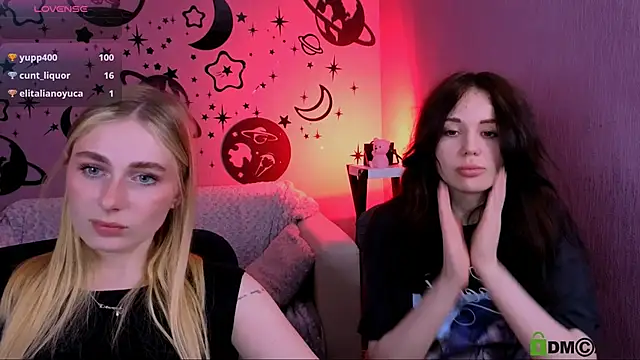 playful_sophie webcam