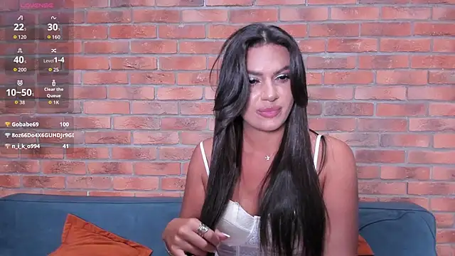 Andriana_1 webcam
