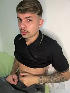 newdelight live cam on StripChat