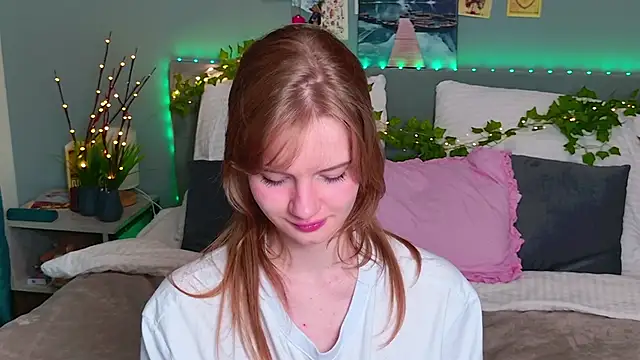 ElfieWhite webcam