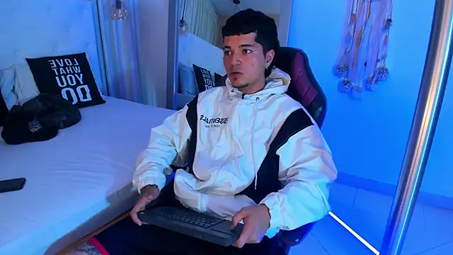 Briian__ webcam