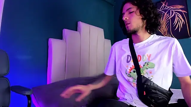 Skinny_Mac webcam
