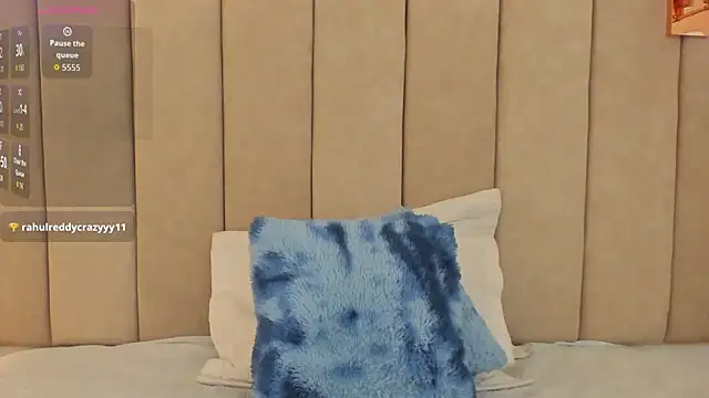 shaliny_ webcam