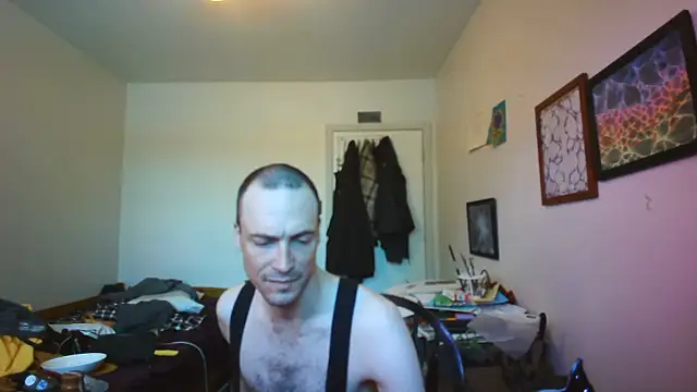 JohnnyMoves webcam