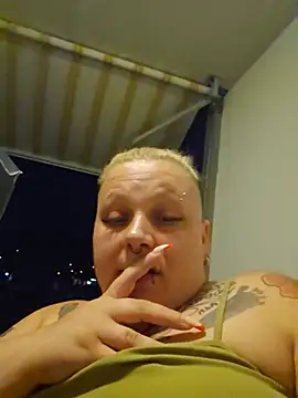 Lady_Peggi webcam