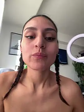 HottCherry webcam