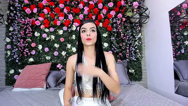 BelaPoncee webcam