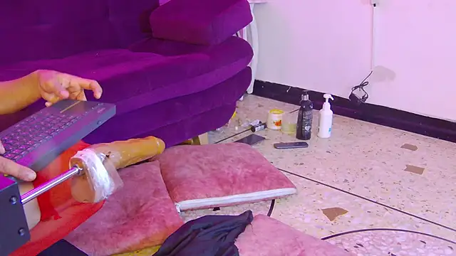 Daliana_Gounbolt webcam