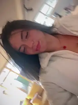 Watch PamelaJonsom_ live on EroticFlix - High definition streams