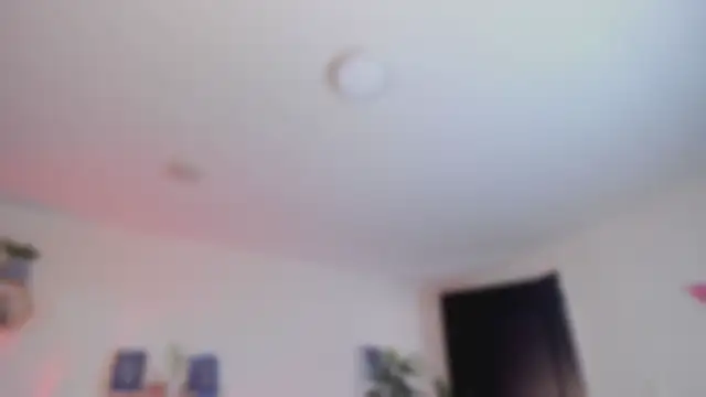 YariRose webcam