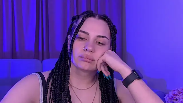 AdrianaToress webcam
