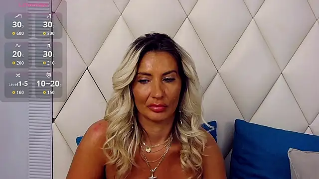 GinaBear webcam