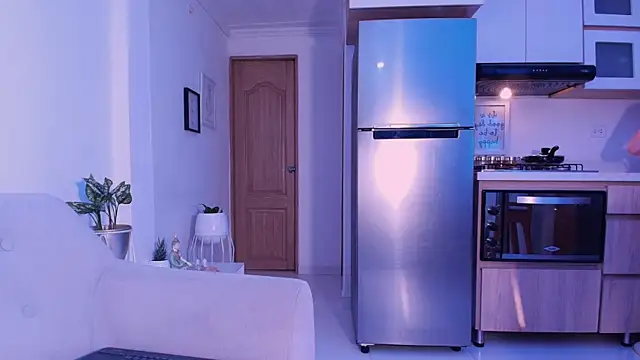 dannahyde (F young) - Squats on your cock😈🍆🤠🤠🥵