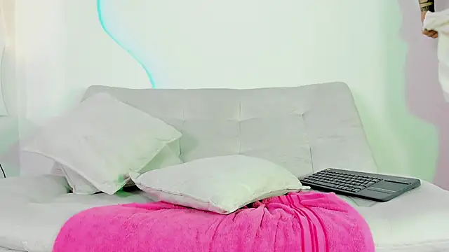 ArohomLester_ webcam