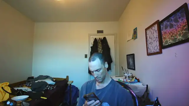 JohnnyMoves live cam on StripChat