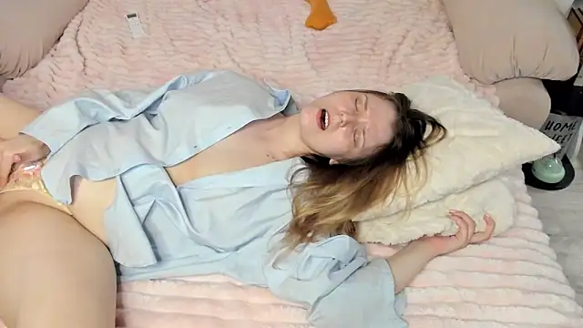 vivian_davis (F young) - handbra