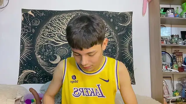 Andy_Belier23's live cam